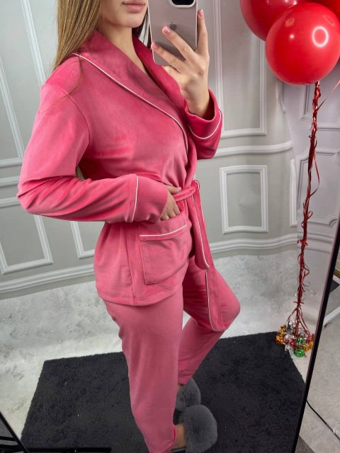 Жіночий домашній костюм велюровий (штани і кофта під пояс) 065-21 корал