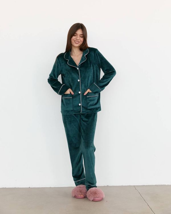 Велюрова піжама на ґудзиках жіноча 098-22 смарагд