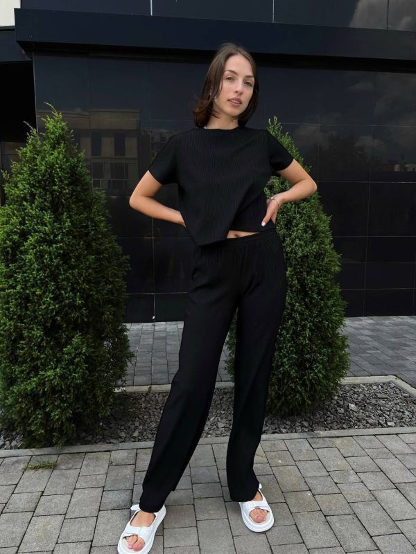 Жіночий костюм в рубчик 092-22 чорний
