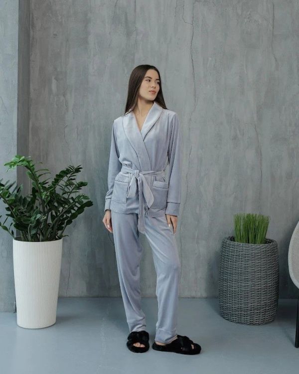 Жіночий домашній костюм велюровий (штани і кофта під пояс) 065-21 срібло чк