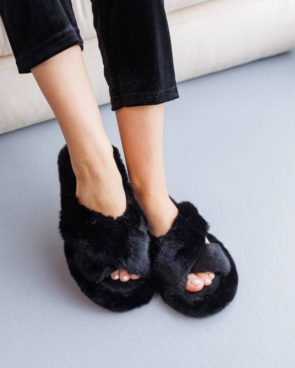 Домашні жіночі капці 2323 чорні