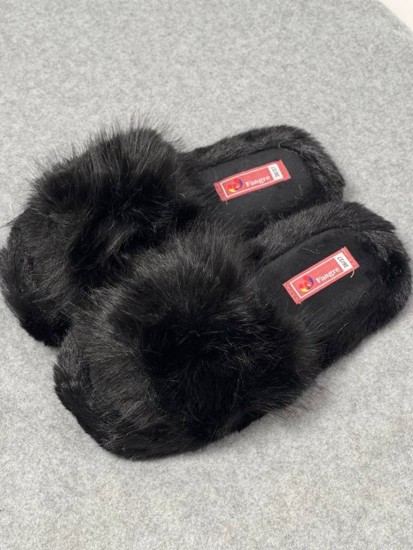 Домашні жіночі капці 2424 чорні