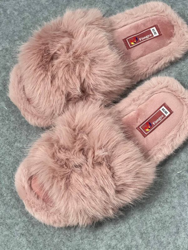 Домашні жіночі капці 2424 пудра