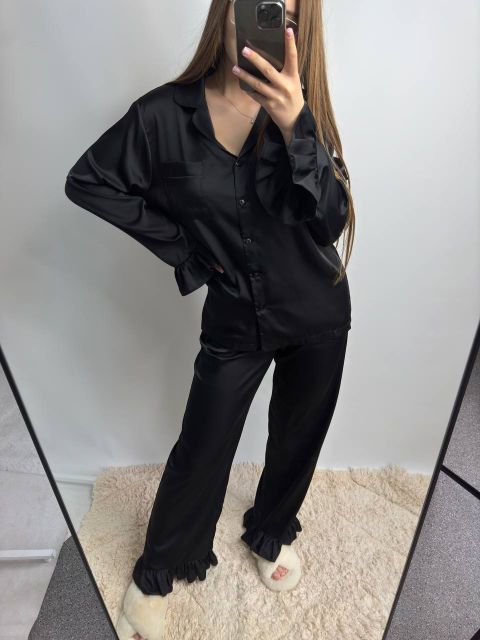 Женский костюм с рюшами 183-24 черный