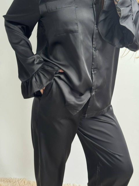 Женский костюм с рюшами 183-24 черный