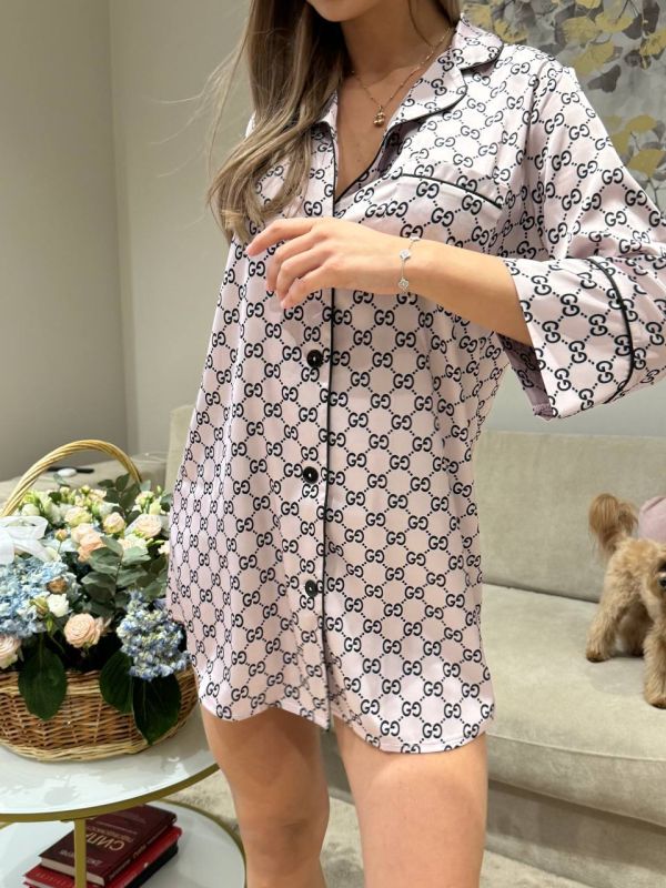 Стильна сатинова сорочка  058-211 пудра