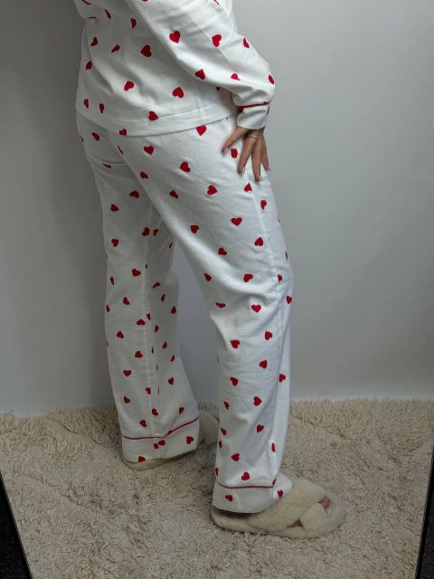 Фланелевий піжамний комплект (рубашка та штани) 239-24  білий в сердечко