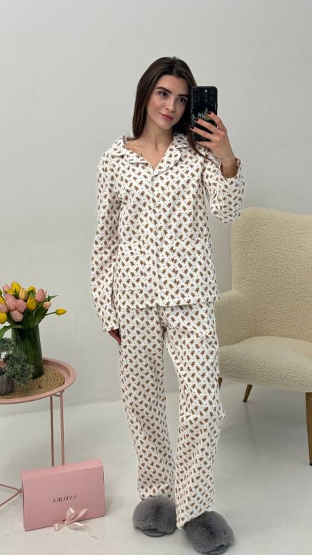 Фланелевий піжамний комплект (рубашка та штани) 239-24 печево