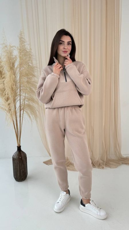Спортивний жіночий костюм на флісі 147-231 беж