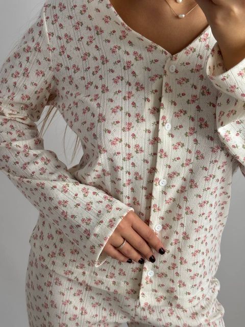 Трикотажна піжама (штани та кофтинка) 277-25 в квіточки