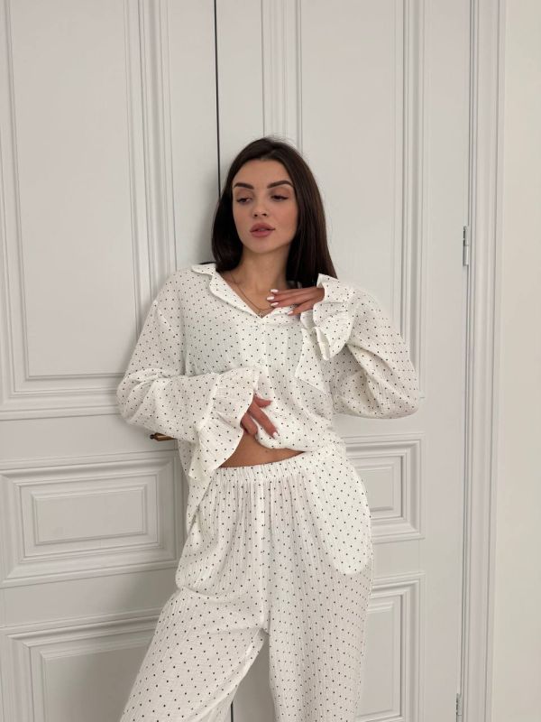 Муслінова жіноча піжама (сорочка та штани) з рюшами 185-24 в горох