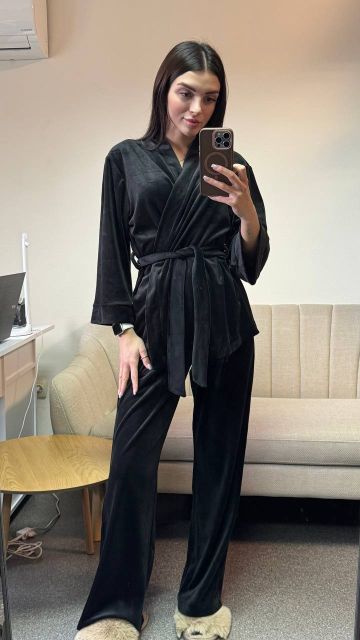 Жіночий велюровий костюм (двійка) для дому на запах 278-25 чорний