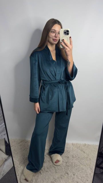 Женский велюровый костюм (двойка) для дома на запах 278-25 изумруд