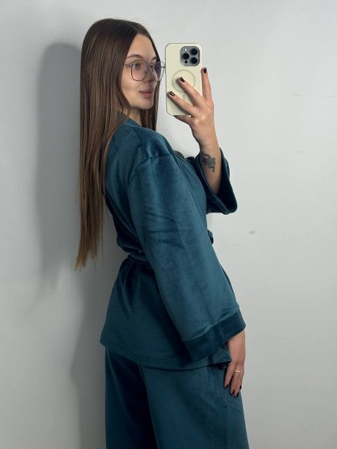 Женский велюровый костюм (двойка) для дома на запах 278-25 изумруд