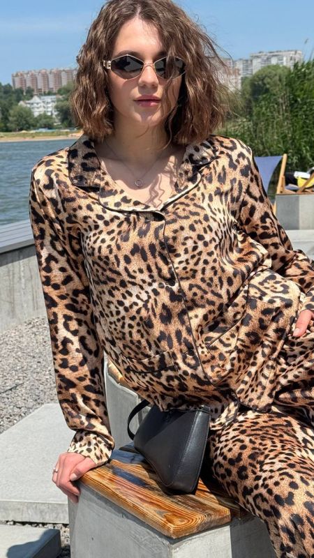 Шовковий домашній комплект(рубашка та штани) 250-251 лео