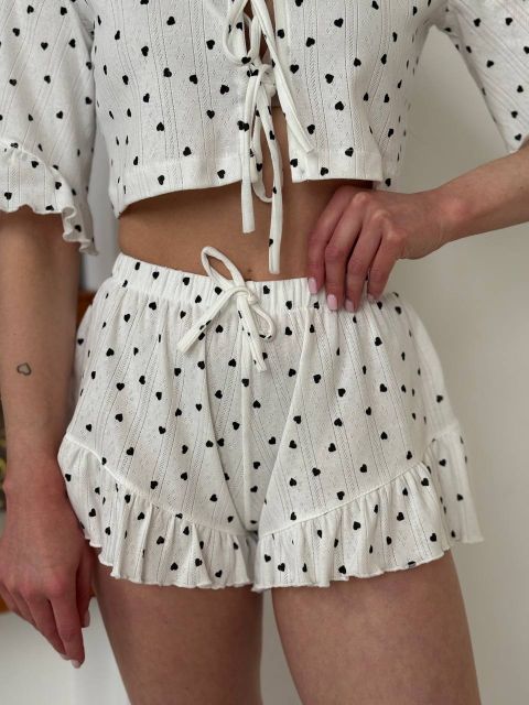 Жіноча трикотажна піжама-двійка 234-244 в чорні сердечка